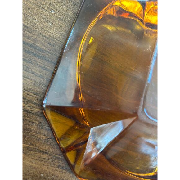 Vintage 1970s Amber Square Glass Ashtray‎ 8 x 8 4 Slot MCM Cigar Heavy Unisex - Picture 2 of 7